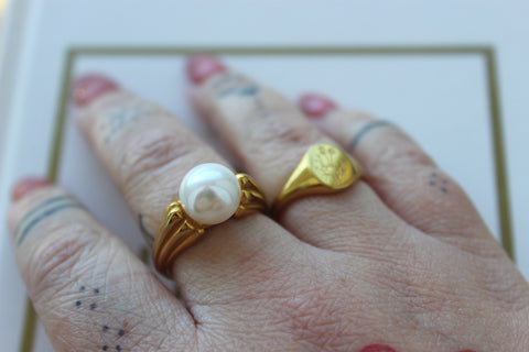 The “Pearly Girly” Ring